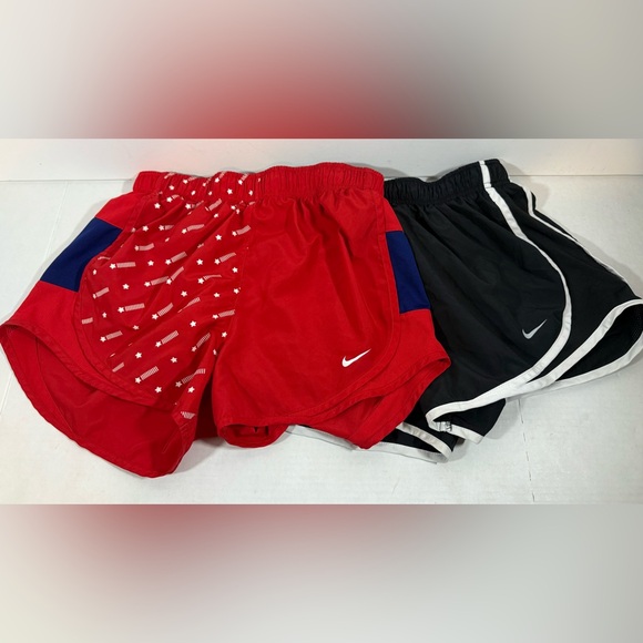 Nike Women's Dri-Fit Red White and Black Running Shorts Size Medium 2 Pcs - Picture 1 of 10